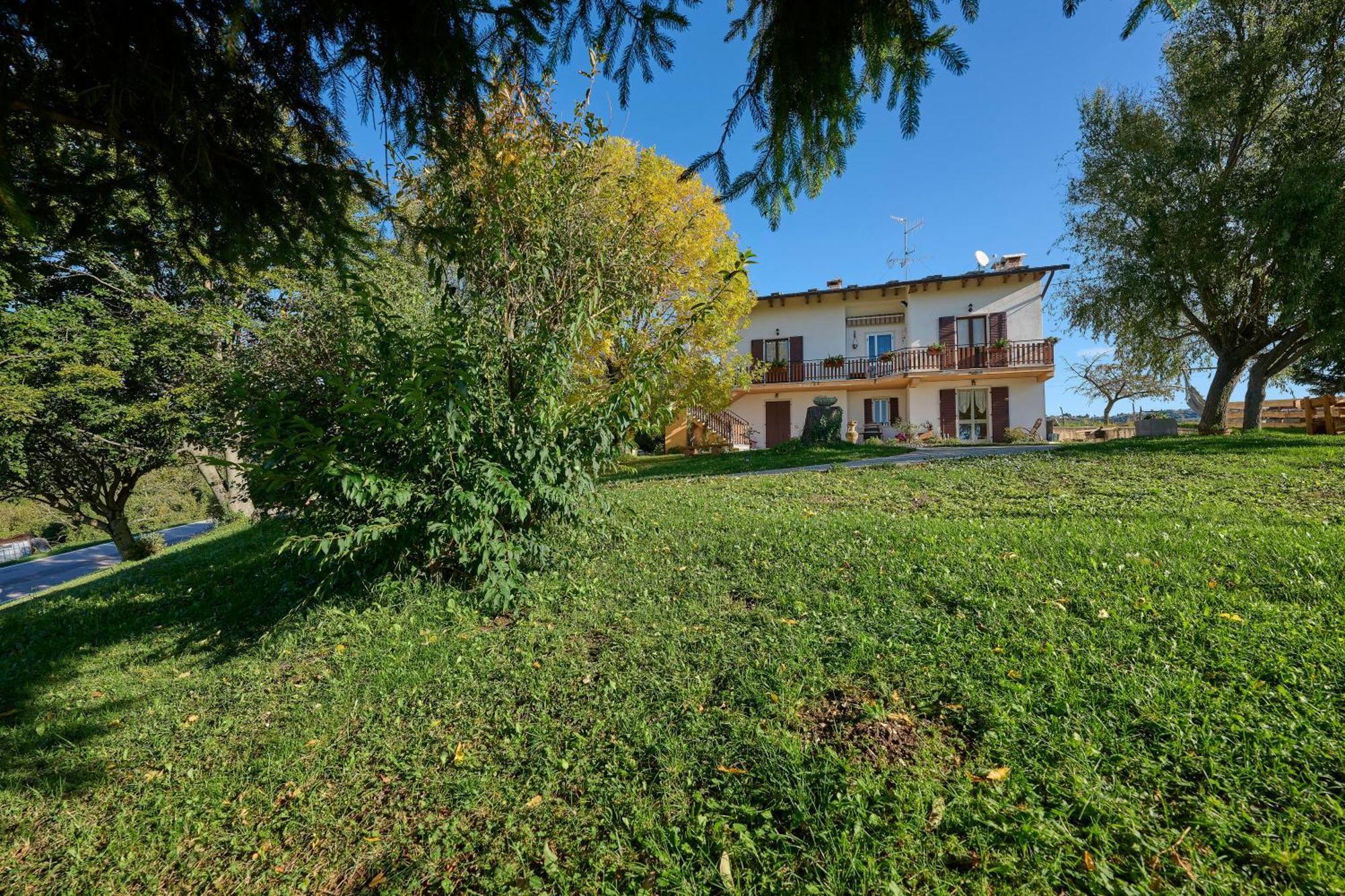 Appartement Dimora Valentina à Sant'Anna d'Alfaedo Extérieur photo